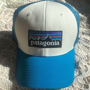 Patagonia women’s trucker hat. Never worn
